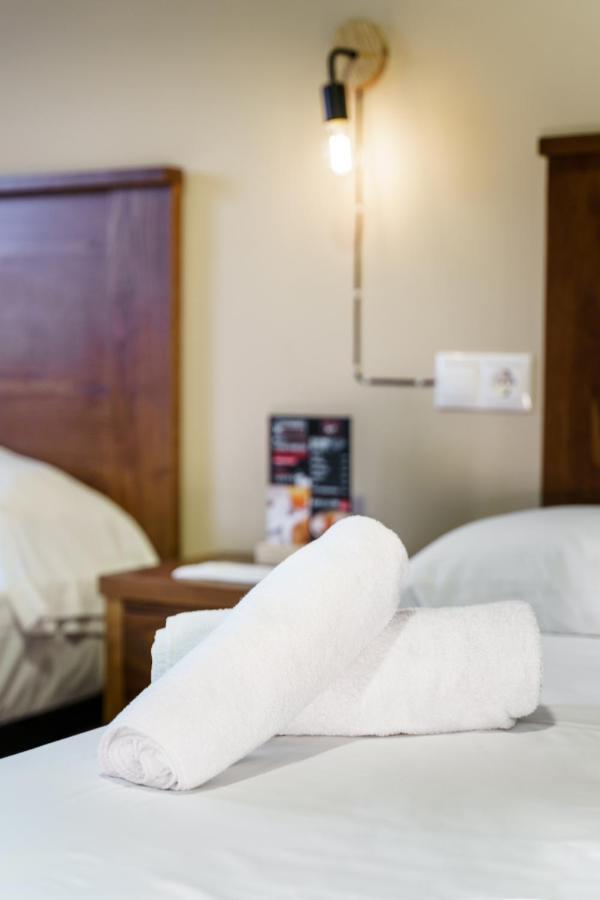 As Hoteles Fuente La Higuera Direccion Albacete La Font de la Figuera Dış mekan fotoğraf